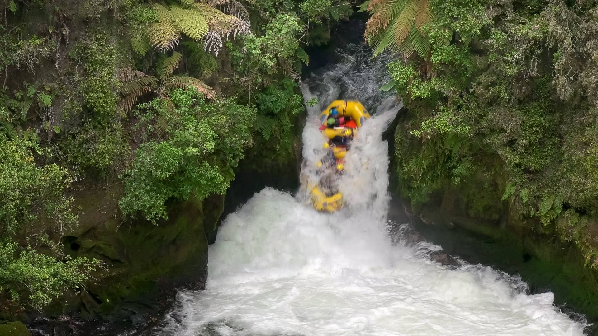 Traveler Shares Story of Almost Drowning on Whitewater Rafting ...