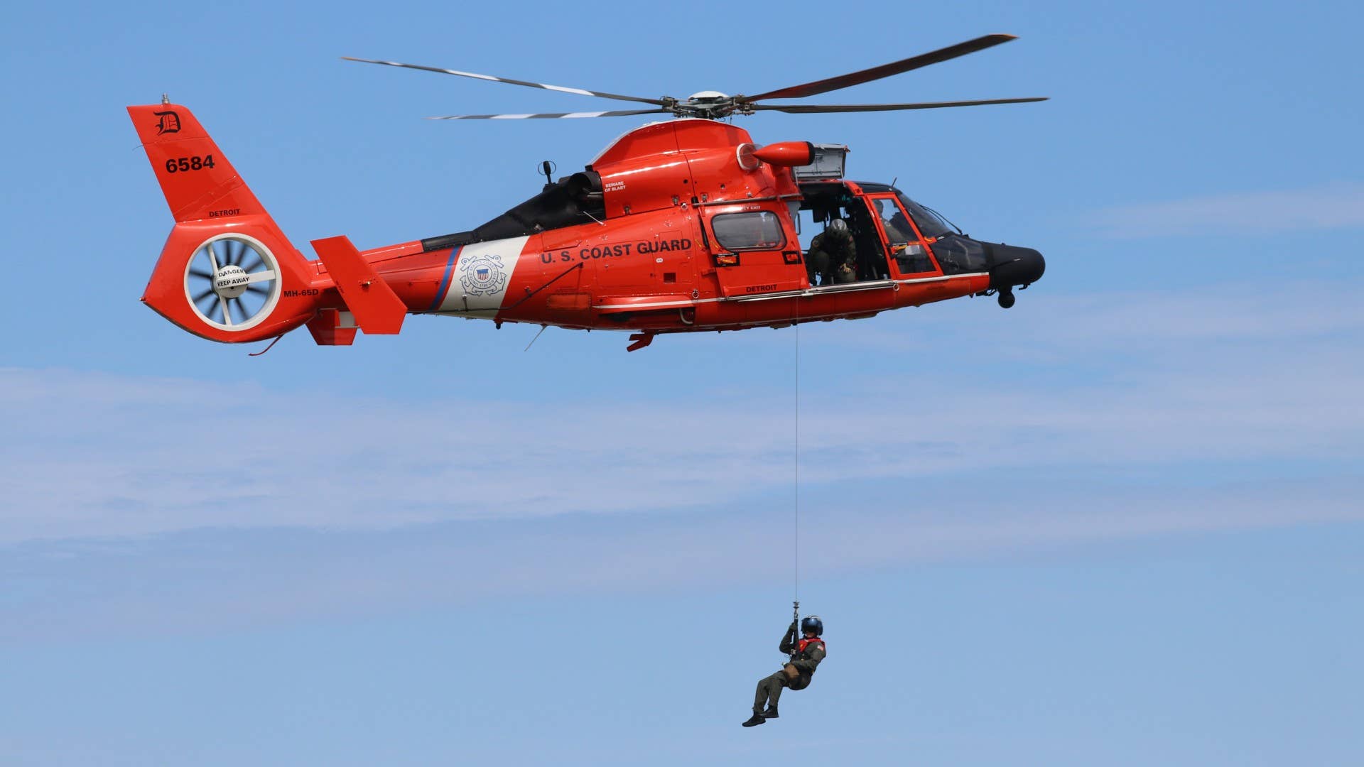 Watch: Flight Paramedic Captures Amazing POV Video of Helicopter Rescue ...
